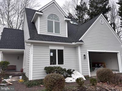 221 SPRING RACE COURT