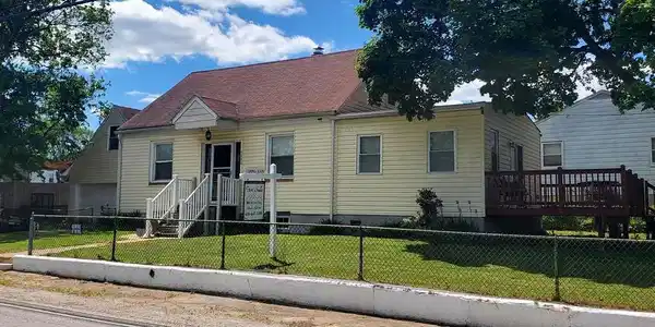 5200 6TH STREET