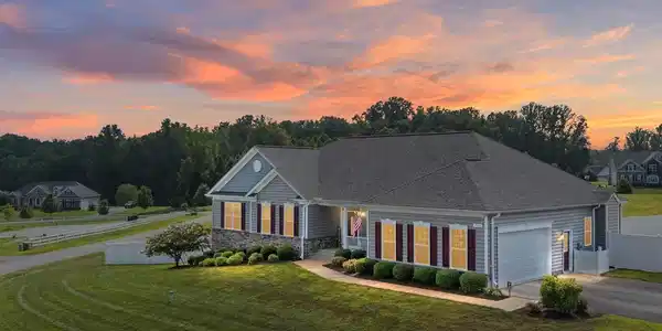 940 PEPPERTREE LANE