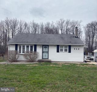 1503 GREEN ROAD