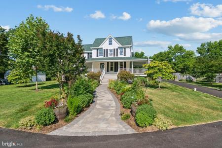 753 MASONS BEACH ROAD