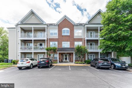 805 LATCHMERE COURT