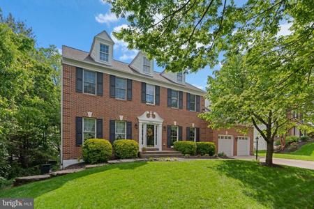 8285 HIGHGLADE COURT
