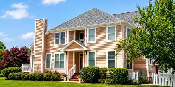 1014 BAYBREEZE LANE