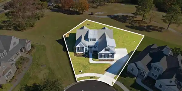 4 MARTZ COURT