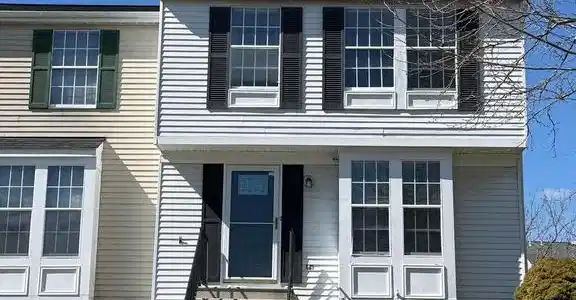 2714 AHOY COURT