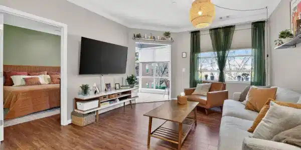 23 PIERSIDE DRIVE
