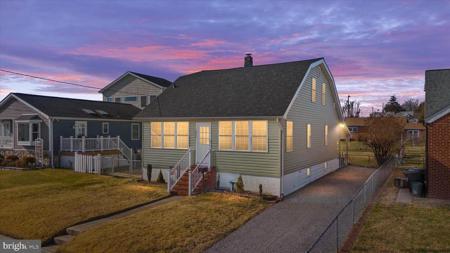 1924 SUNBERRY ROAD