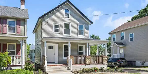 293 FIRST STREET