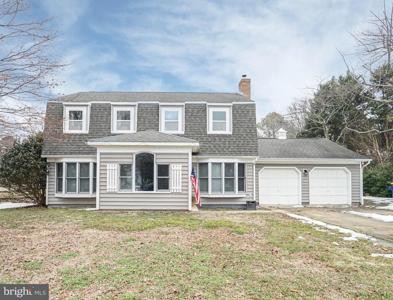 211 QUEEN ANNE CLUB DRIVE