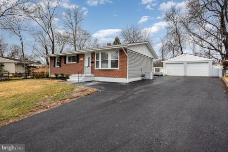 625 MULBERRY LANE