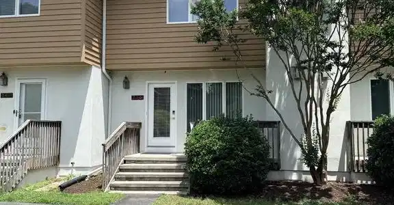 750 BAYBERRY CIRCLE