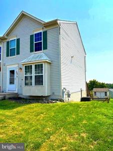 533 MACINTOSH CIRCLE