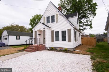 203 PHILLIPS AVENUE