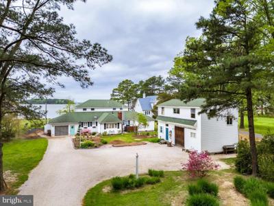 6114 TWIN POINT COVE ROAD