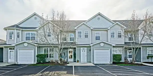 34673 VILLA CIRCLE
