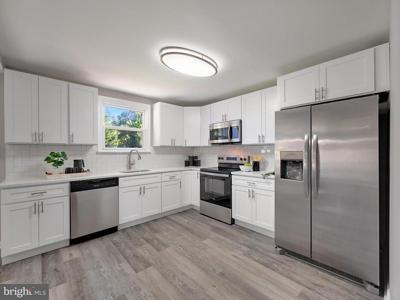 325 BEACH AVENUE