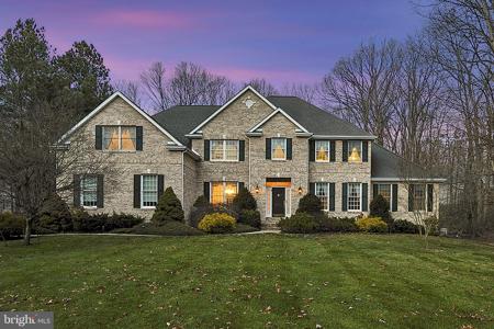 64 WOODHOLME WAY