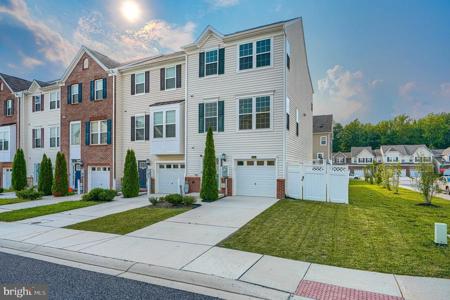 542 CALVERT WAY