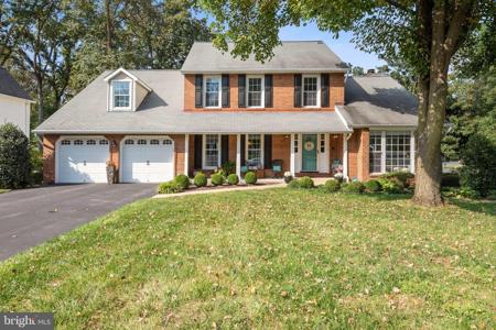 500 MOONFLOWER COURT