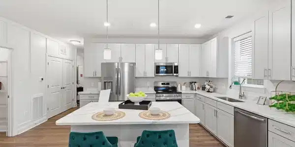 402 BOLD RULER COURT