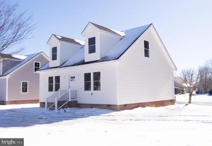 107 RAILROAD AVENUE