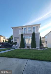 8 SEASIDE COURT