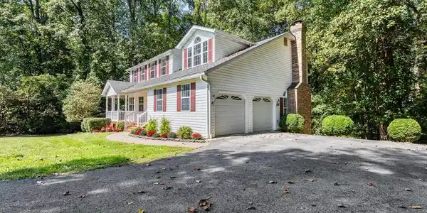 3120 QUEENSBERRY DRIVE