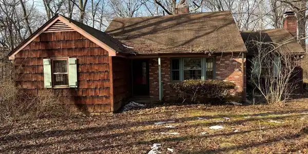 160 PINEY RIDGE LANE