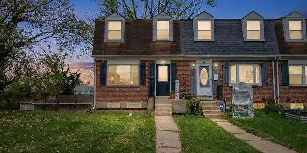 3225 RYERSON CIRCLE