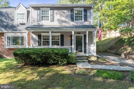 364 ELLENHAM COURT