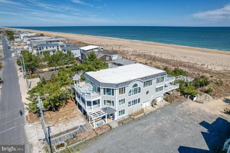 1301 BUNTING AVENUE