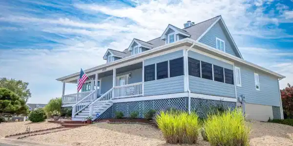 1 SANDPIPER COURT