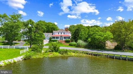 1241 CHERRY TREE LANE