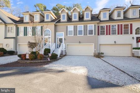 126 HINGHAM LANE
