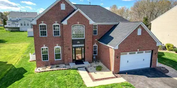 204 MAGNOLIA DRIVE