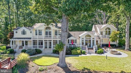 834 HOLLY LANDING ROAD