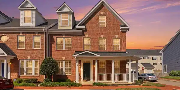 766 MONUMENT AVENUE