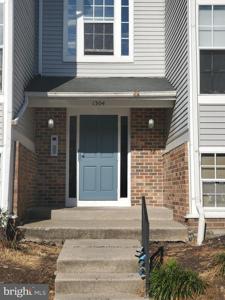 1304 CLOVER VALLEY WAY