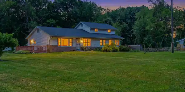 607 DEMBYTOWN ROAD