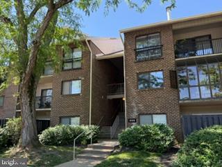 300 HILLTOP LANE