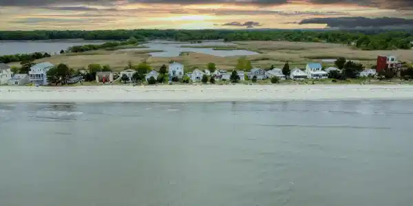 181 S BAY DRIVE