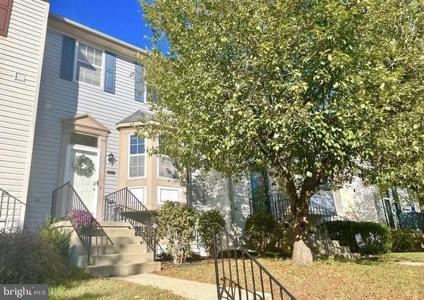 218 MULBERRY RIDGE COURT