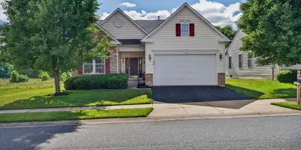 436 CALEDONIA WAY