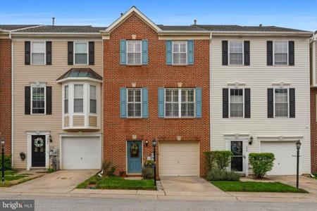 606 BAYSTONE COURT