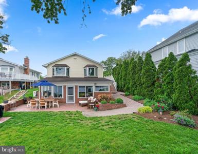 352 NORTH DRIVE
