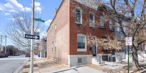 830 CLINTON STREET