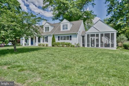 64 BOONE TRAIL