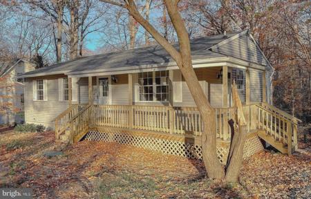 463 CARDINAL DRIVE