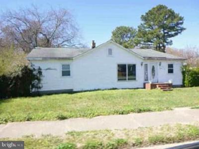 2713 ARMISTEAD AVENUE